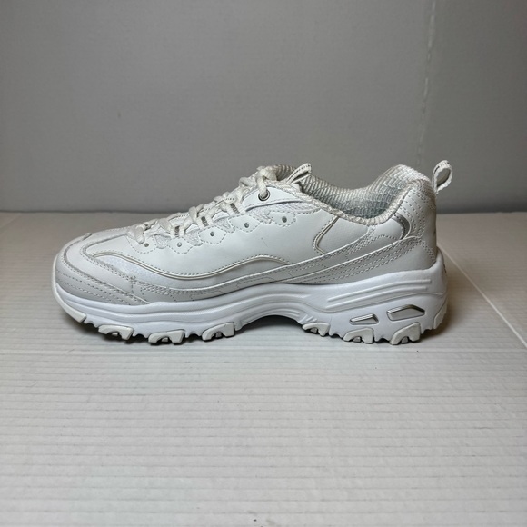 Skechers Women's D'Lites Fresh Start Memory Foam Lace-Up Sneaker - Picture 8 of 13